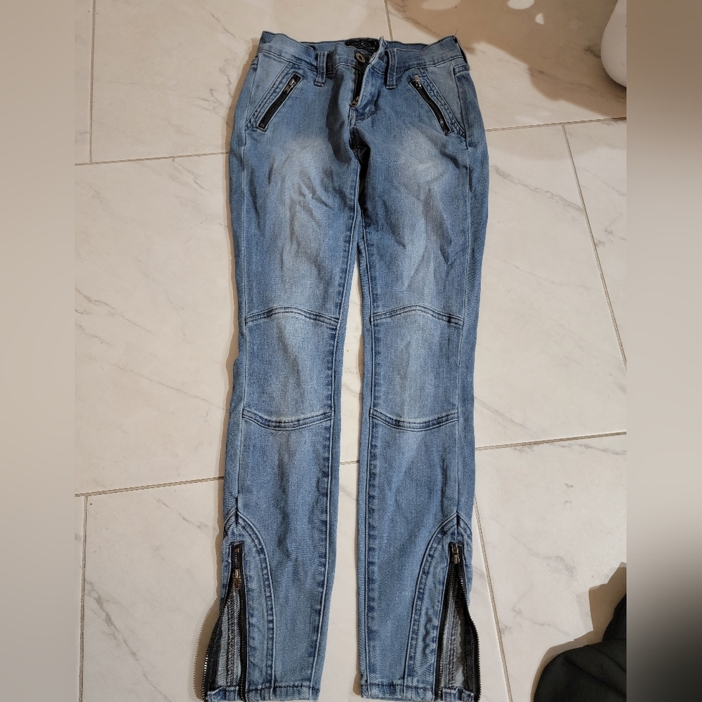 Lucky jeans